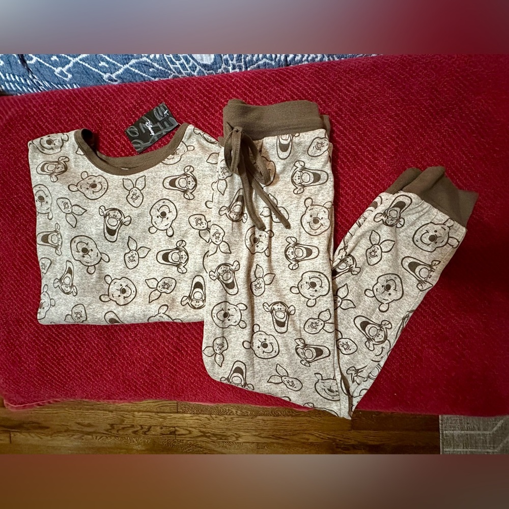 Disney Winnie the Pooh Brown Pajama Set - Picture 1 of 7